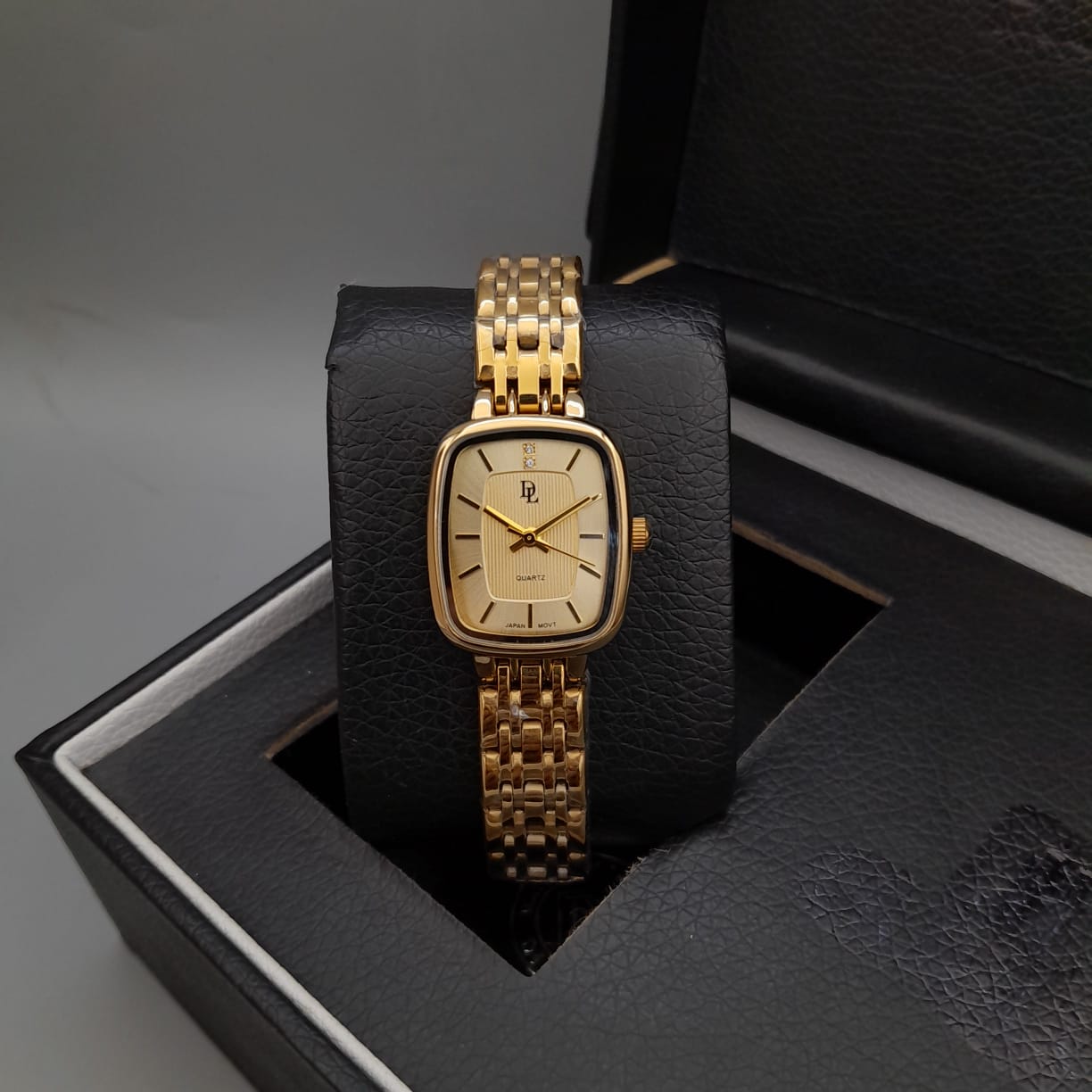WOMEN WATCHES