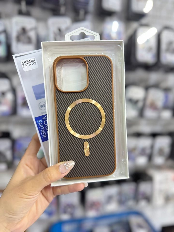 New Carbon Texture Case With Magsafe Ring