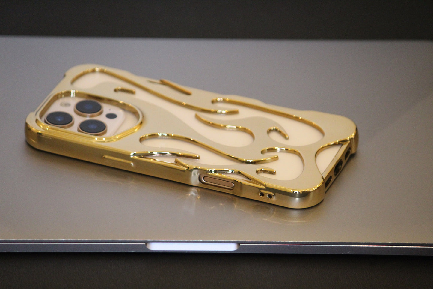 FlameFlex Metal Feel Flexible Shock Proof Case