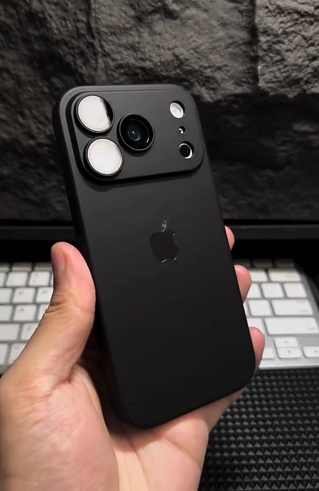 PC SLIM & SLEEK LUXURY CASE x BLACK