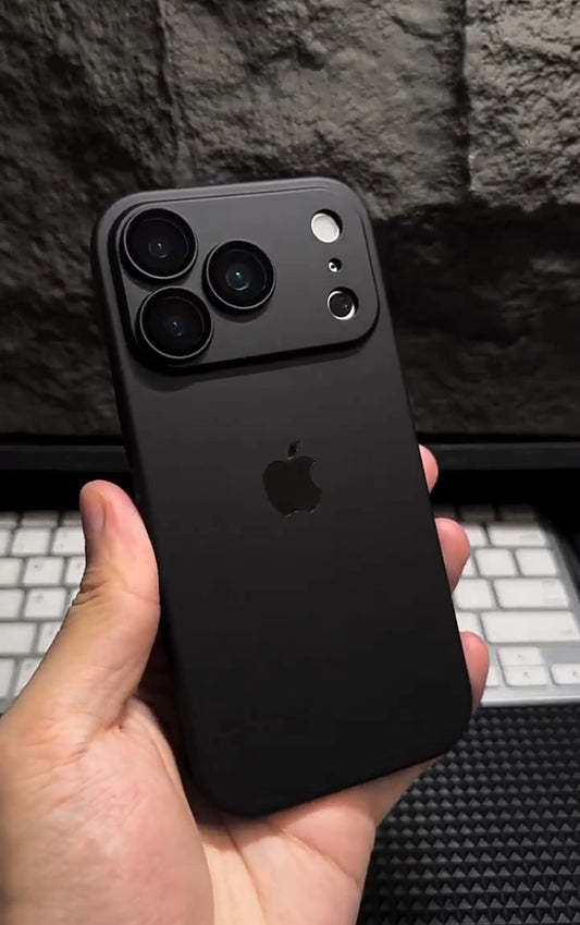 PC SLIM & SLEEK LUXURY CASE x BLACK