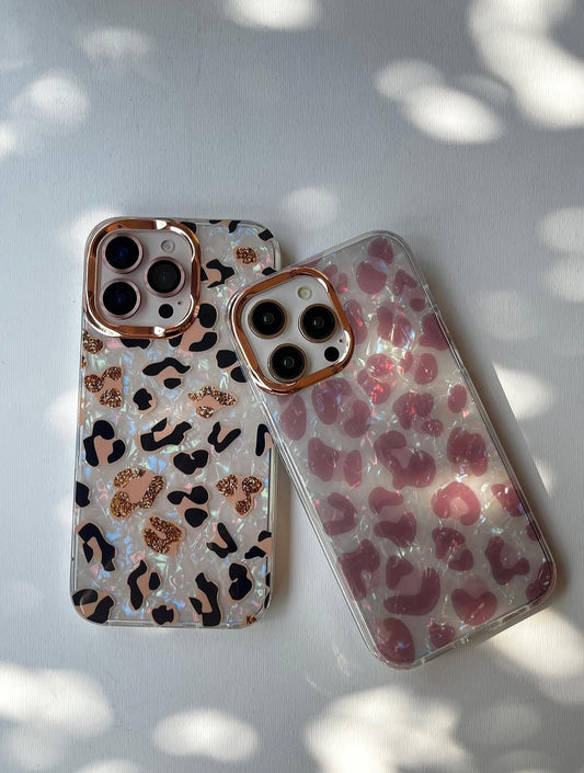 ✨ Golden Leopard Luxe Case “Fierce Style, Luxe Protection.”